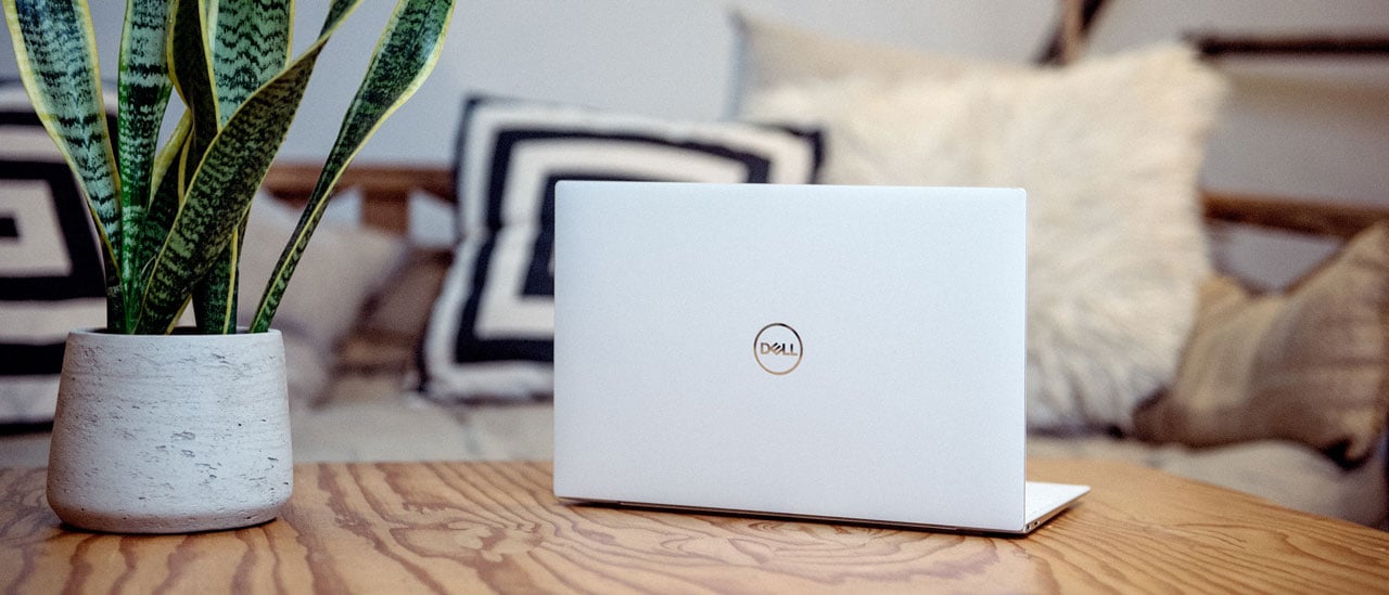 Laptop on table banner-21